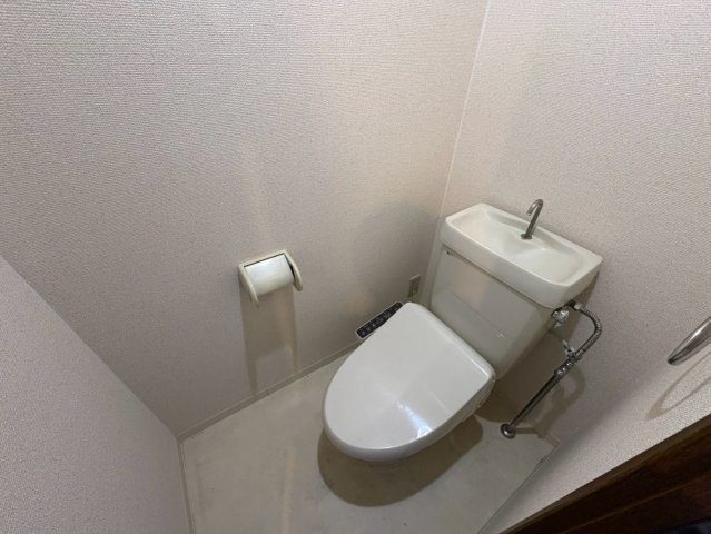ロジェ千種｜名古屋市の賃貸ならMy賃貸のトイレ|ロジェ千種