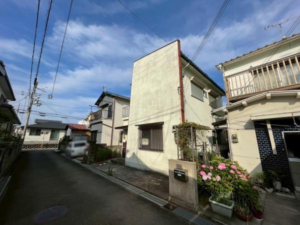 和歌山市木ノ本　中古戸建の前面道路含む現地写真