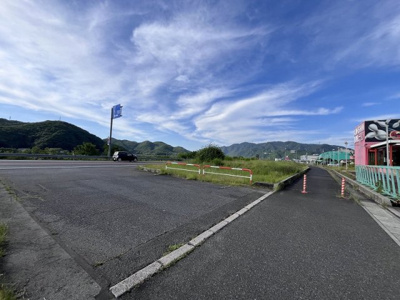 【駐車場】 | 岡山県瀬戸内市長船町長船　店舗