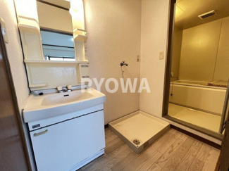 【洗面所】 | 大常ビル | 掲載の写真は退去前の写真となります。