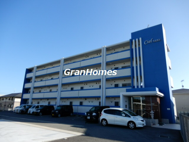 シエルオカモトの外観