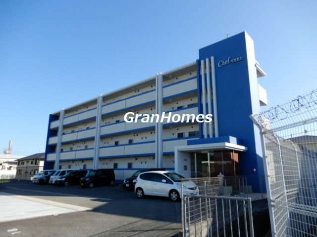 シエルオカモトの外観