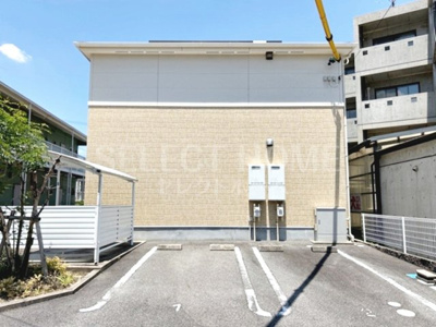 【駐車場】 | キャトルセゾン（伊賀町） | 車をお持ちの方に嬉しい駐車場付きの物件です