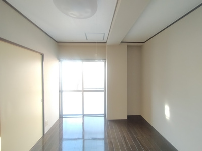 【居間・リビング】 | 山室ビル