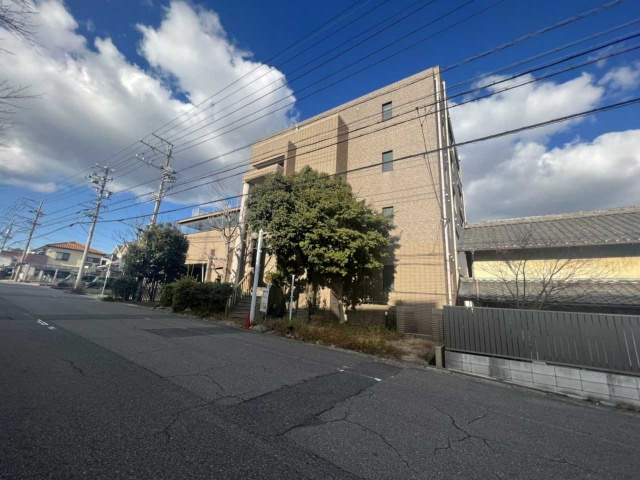 阿野町 DK豊明ビルの駐車場