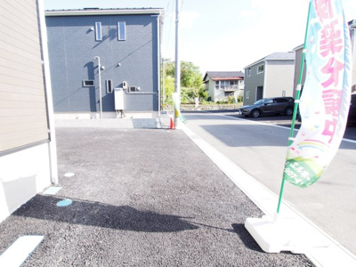 【駐車場】 | Cradle garden　二本松市市海道　第１（２期）　５号棟 | お休みの日は、家族でお出かけしてみては♪