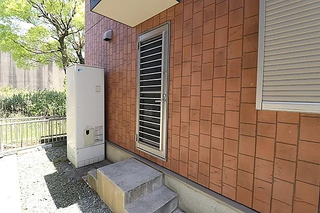 希泉タウンⅠのバルコニー|暖かな日差しのふりそそぐバルコニー