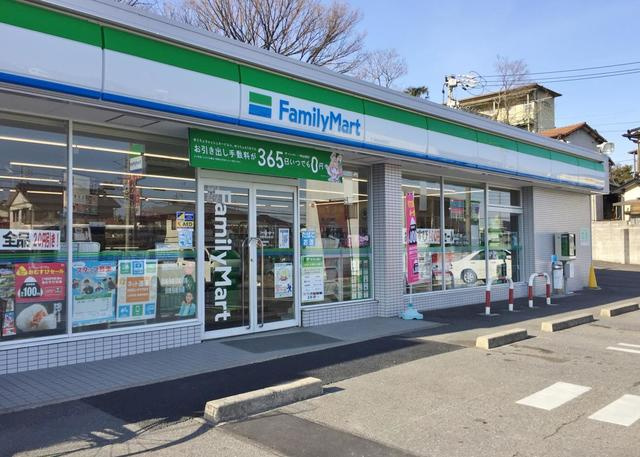 カサベルデの周辺