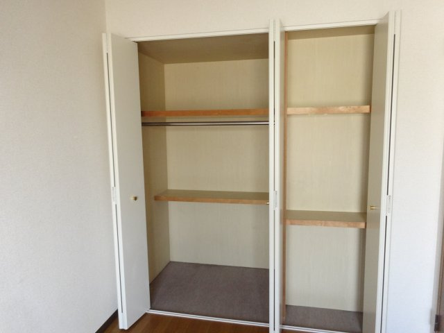 カデット真趣園　宝塚の収納