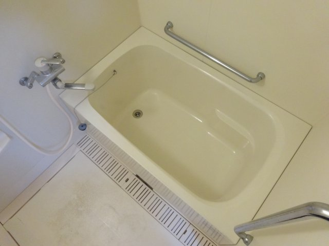 カデット真趣園　宝塚の浴室