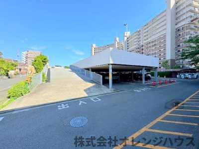 【駐車場】 | エステ・スクエア本厚木 参番館 | 現地写真