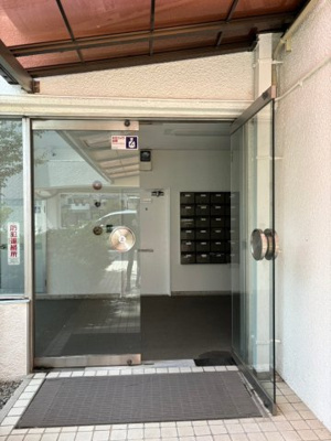 【エントランス】 | グレストハイツ