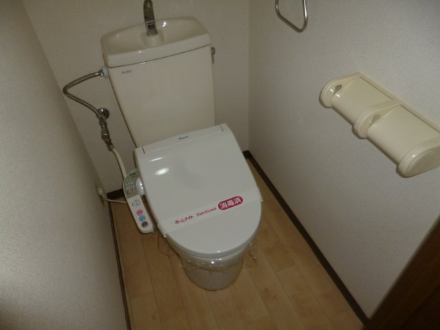 エステート山下のトイレ|温水洗浄便座