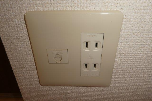 エステート山下の設備|電話モジュラー