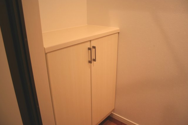 ヴィラージュ同志社前の収納|シューズボックス