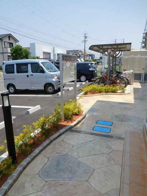ミルトブリーゼ　　刈谷市近郊の賃貸ならクラスホーム刈谷の駐車場