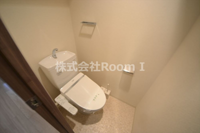 【トイレ】 | プレサンス谷町キャトル | ゆったりとした空間のトイレです
