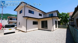 【外観】 | 甲府市和戸町 内外装大規模修繕 中古戸建 全室洋室 3LDK