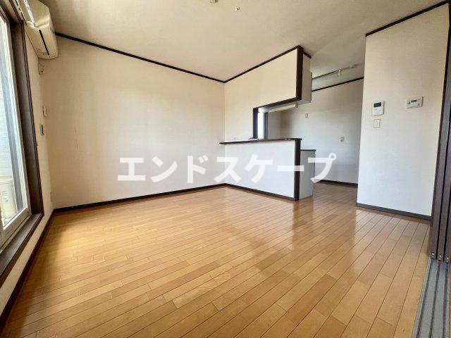 カンパーニュKの居間・リビング|高崎、前橋、伊勢崎エリアのお部屋探しはエンドスケープまで！お客様の理想お聞かせ下さい♪