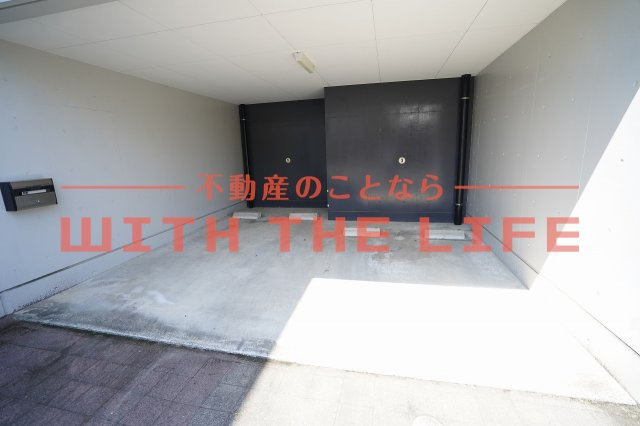 ラビーナ櫛原【キャッシュバック対象物件】の駐車場|駐車場に車を止められます
