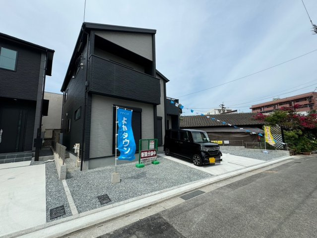 ーAdobeーアドブルー小倉北区中井2丁目1期　【小倉北区　新築戸建て】の外観|交通量も少なく駐車しやすい♪　【小倉北区　新築戸建て】