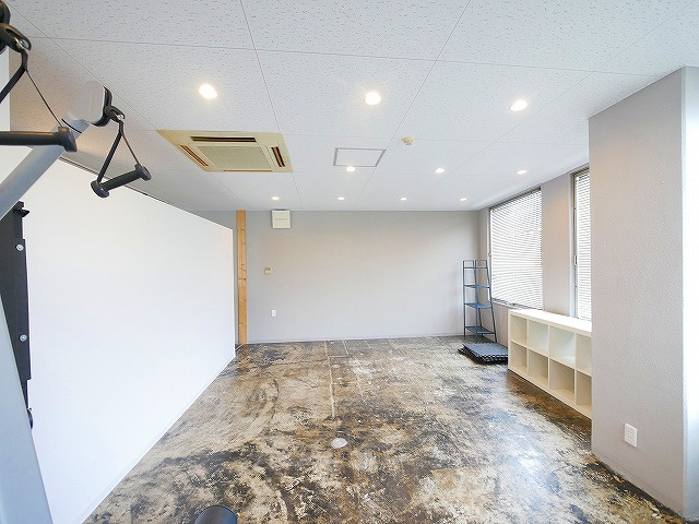 新大宮ビルの内装