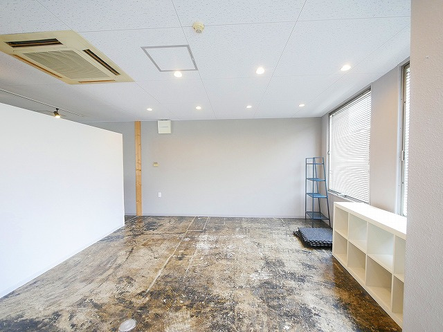 新大宮ビルの内装