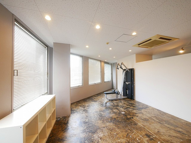 新大宮ビルの内装