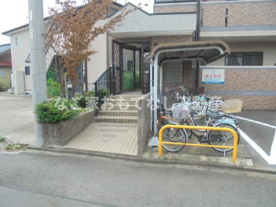 【エントランス】 | グリーンヒルズ