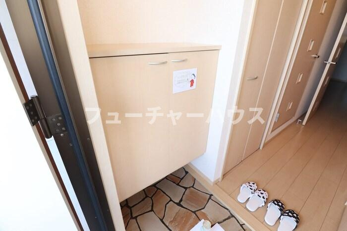 ガーデンシティの玄関