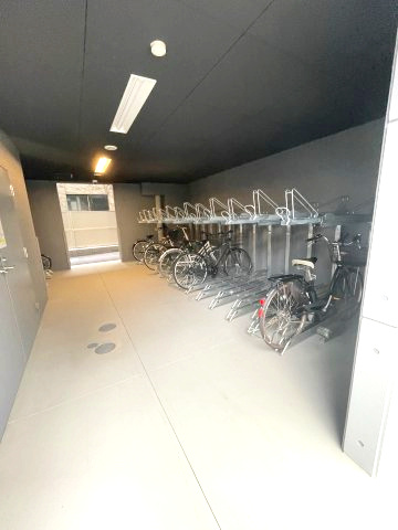 S-RESIDENCEドーム前千代崎の駐車場