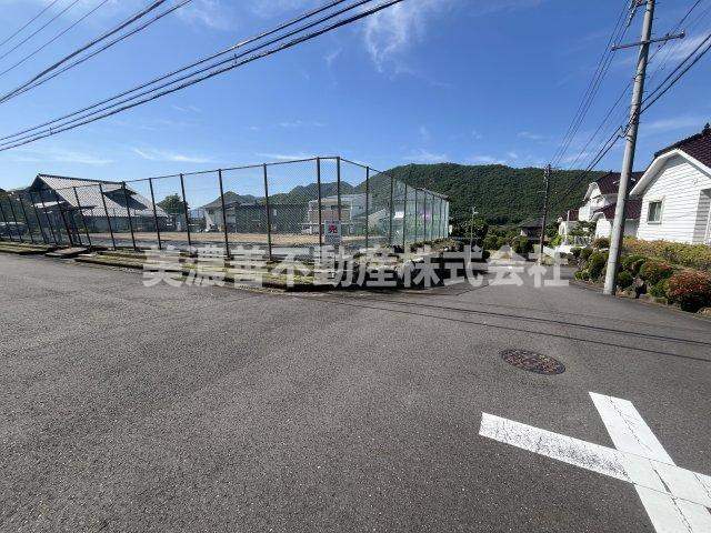 ５３７２６　岐阜市日野北土地の外観