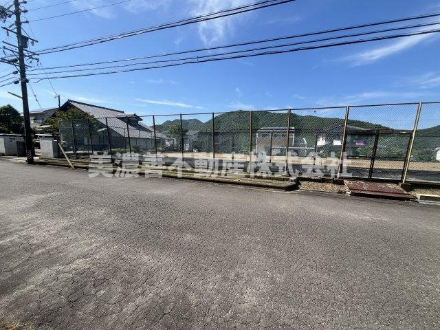 ５３７２６　岐阜市日野北土地の外観