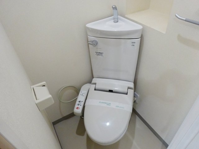 ホワイエ甲子園のトイレ