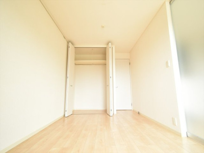 【洋室】 | ラ・メゾン中央A・B棟