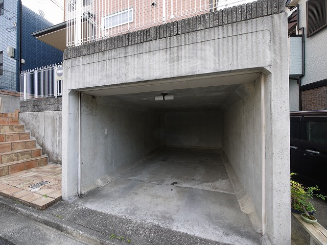 桜井市阿部　戸建の駐車場|駐車場があるので、車を買う予定の方も安心です