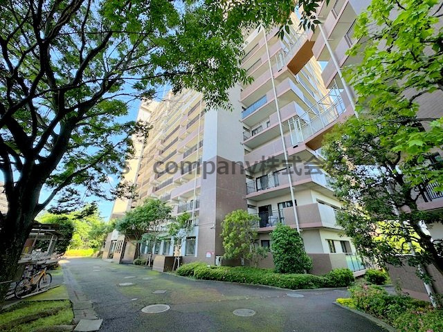 ■厚木市恩名5丁目　エステ・スクエア本厚木参番館の外観|エントランスまでのアプローチ☆