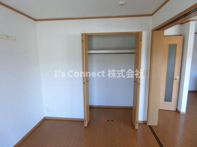 【洋室】 | シューベルブ・メゾンＢ