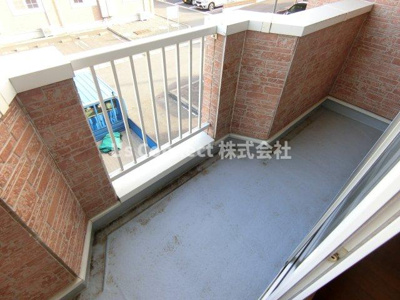 【バルコニー】 | シューベルブ・メゾンＢ