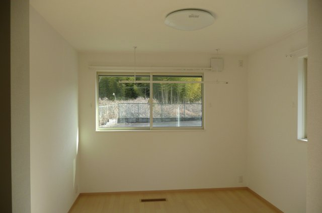 オリーブハウスの居間・リビング