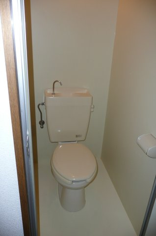 パルエクセル新田辺のトイレ