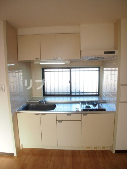 プリヴェール末広のキッチン