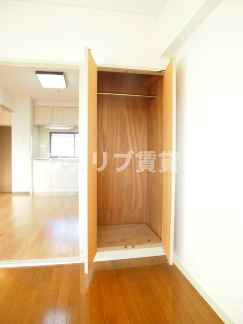 プリヴェール末広の収納