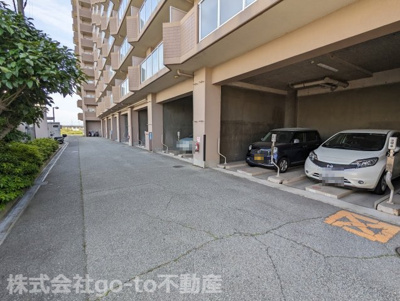 【駐車場】 | グランプレステージ明石大久保 | 駐車場空有(6,500円～8,500円/月)