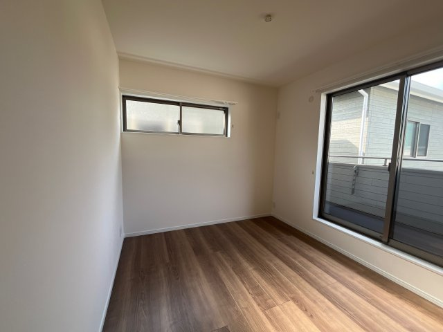 サクラーレ西蒲田の洋室