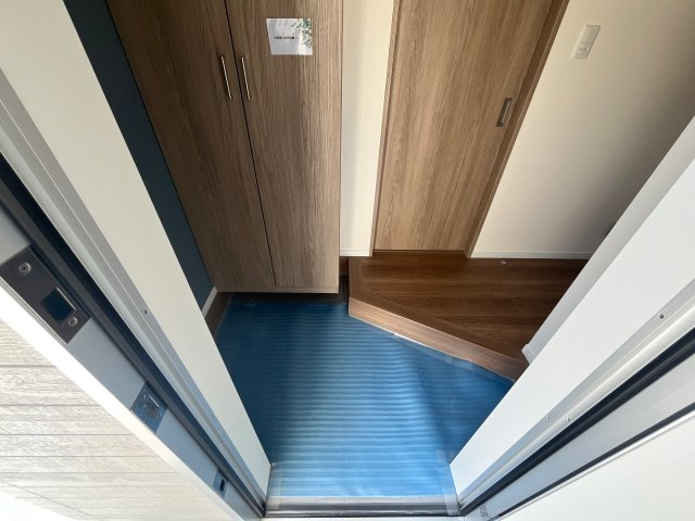 サクラーレ西蒲田の玄関