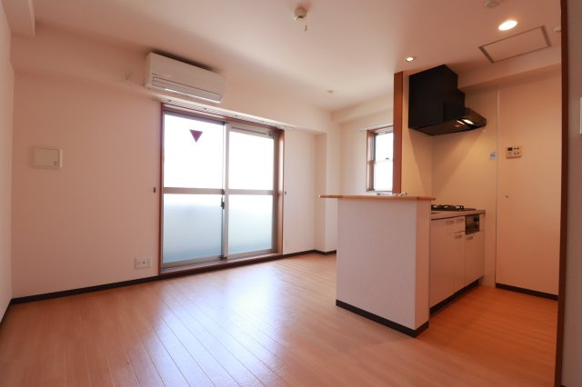 【居間・リビング】 | メイト鶴見