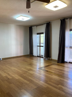 【居間・リビング】 | 神戸市垂水区桃山台４丁目　中古戸建