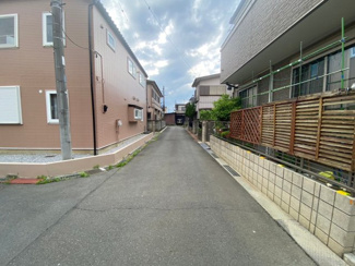 【前面道路含む現地写真】