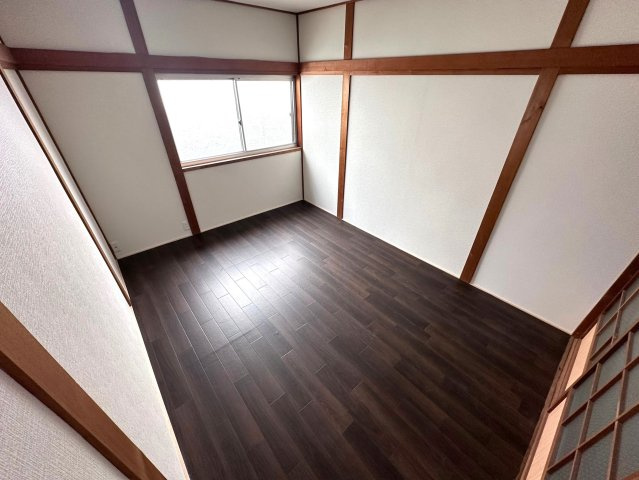 【洋室】 | 島泉8丁目戸建
